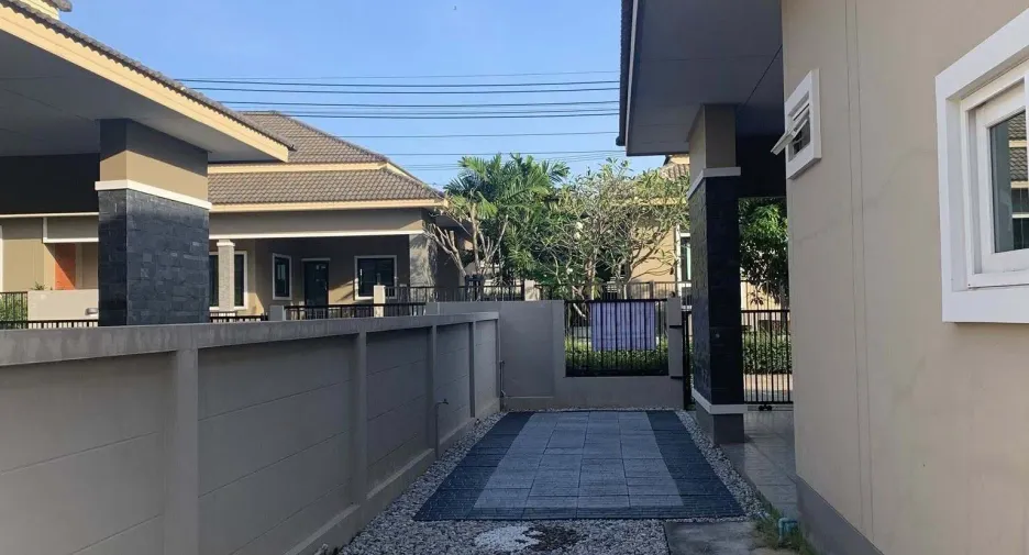 Haus zum Kauf mit 1 Zimmer in Sattahip, Chonburi
