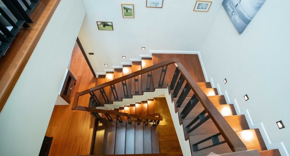 Haus zum Kauf mit 4 Zimmer in Watthana, Bangkok
