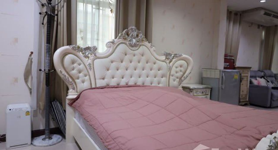 Продажа 5 спальни дом в Пхаси Чароен, Бангкок