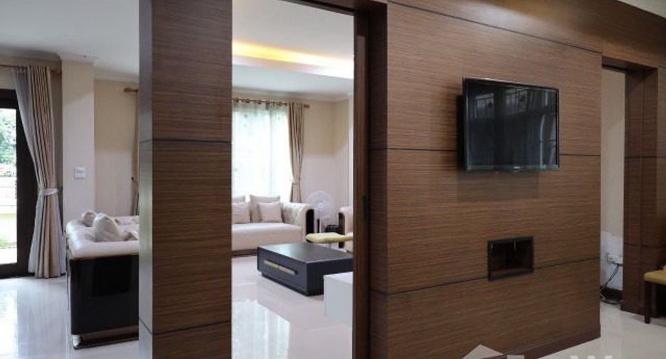À vendre 5 chambres maison à Phasi Charoen, Bangkok