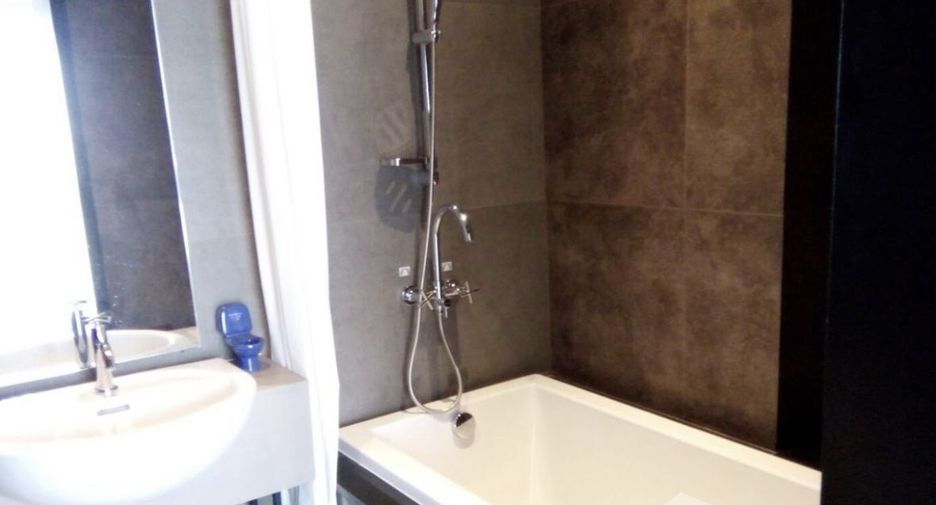For sale 1 bed condo in Si Maha Phot, Prachin Buri