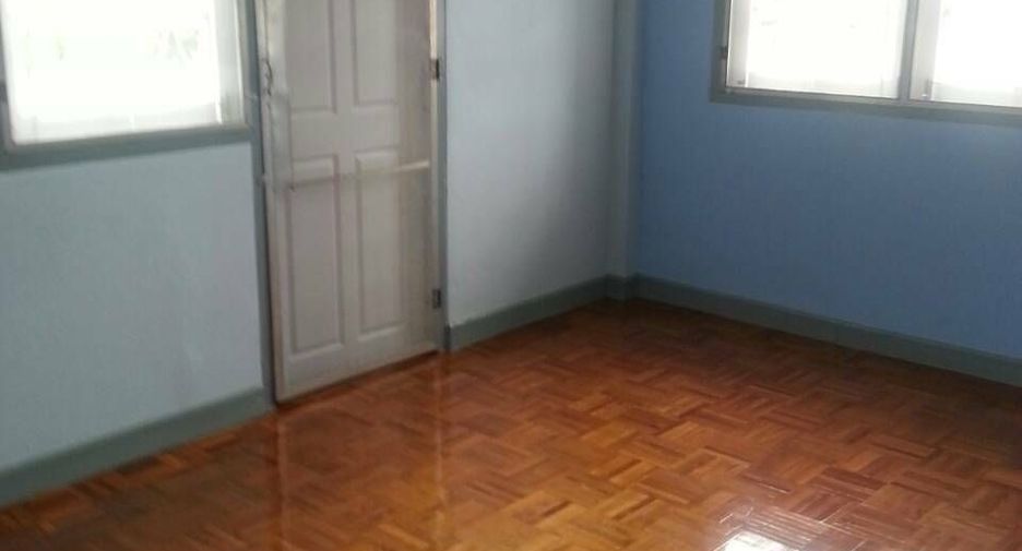 For sale 4 bedrooms house in Bang Khen, Bangkok