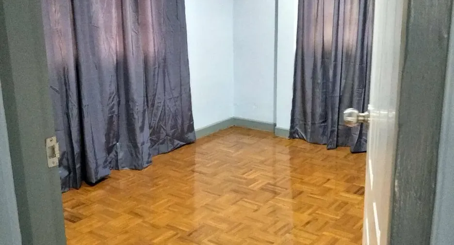 For sale 4 bedrooms house in Bang Khen, Bangkok