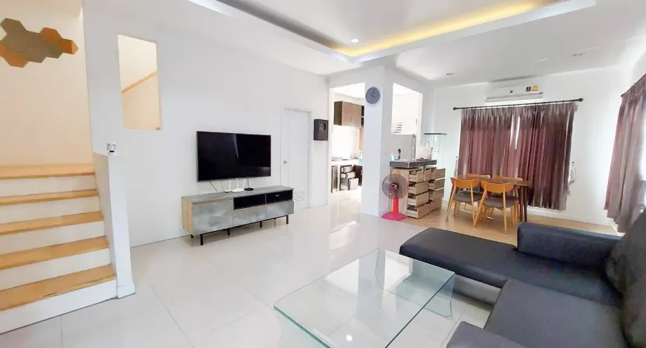 For sale and for rent 2 bedrooms townhouse in Mueang Pathum Thani, Pathum Thani