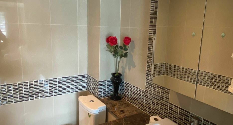 For sale 1 bed condo in Bang Lamung, Chonburi