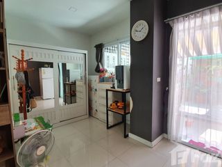 For sale そして for rent 3 ベッドルーム townhouse in Bang Phli, Samut Prakan