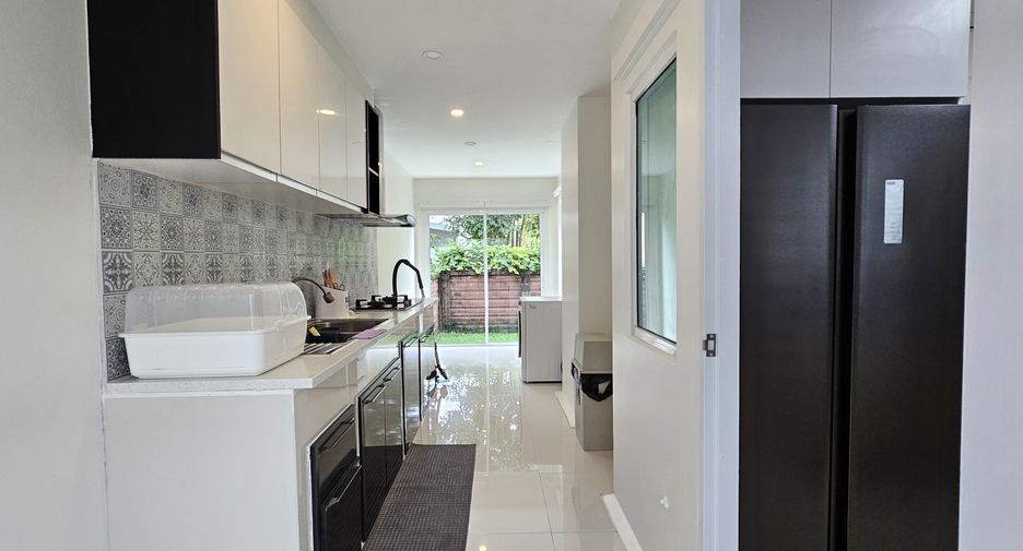 For sale and for rent 3 bedrooms house in Mueang Phuket, Phuket