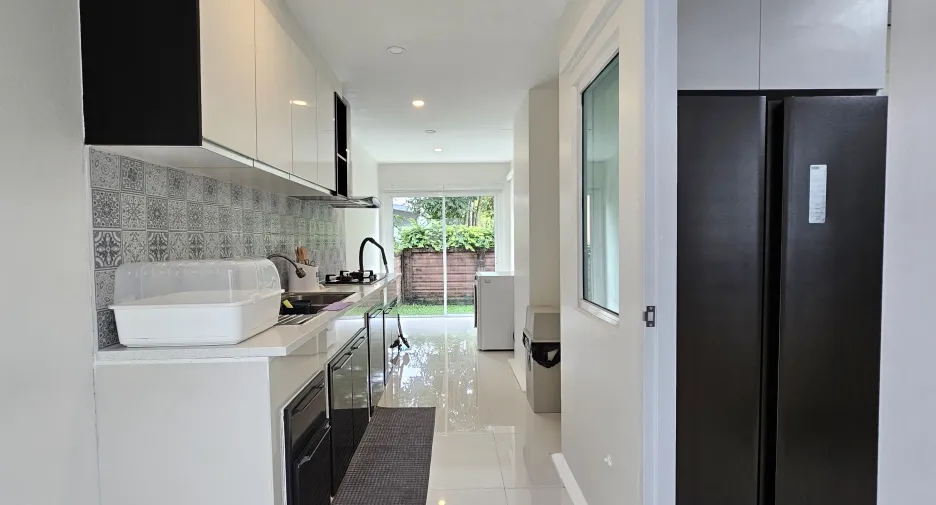 For sale and for rent 3 bedrooms house in Mueang Phuket, Phuket