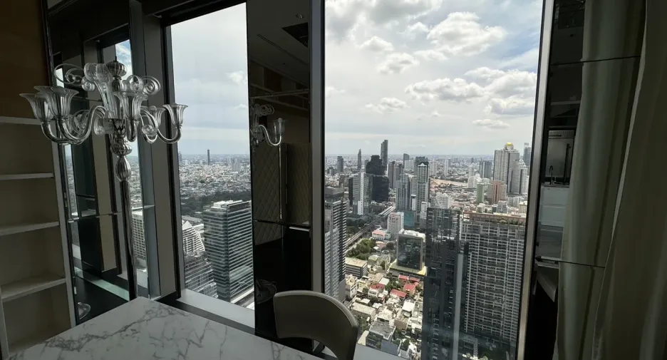Condo en venta de 2 habitaciones en Sathon, Bangkok