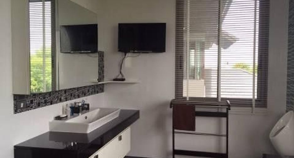 Villa en venta de 4 habitaciones en Prawet, Bangkok