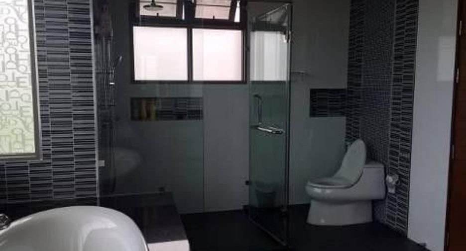 Villa en venta de 4 habitaciones en Prawet, Bangkok