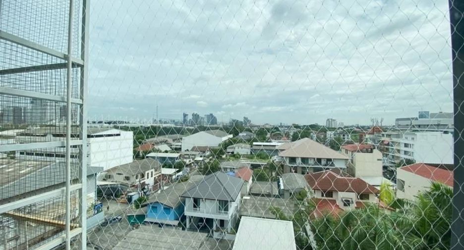 出售 1 卧室 公寓 在 Bang Na, 曼谷