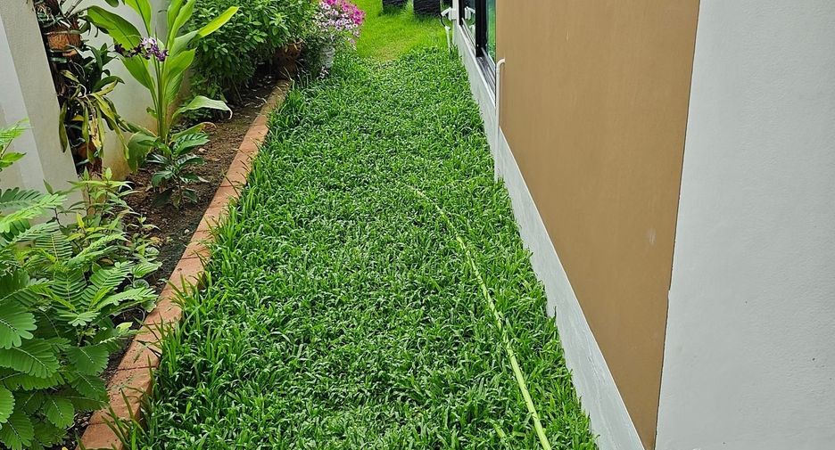 Casa en alquiler de 2 habitaciones en Bang Lamung, Chonburi