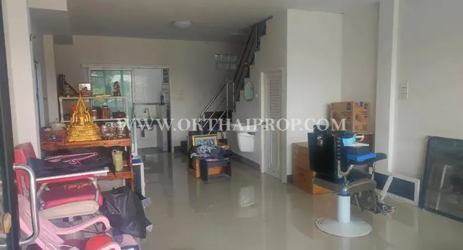 For sale 2 bedrooms townhouse in Phra Nakhon Si Ayutthaya, Phra Nakhon Si Ayutthaya