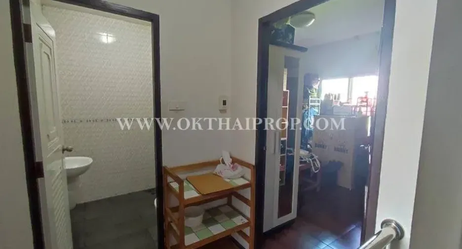 For sale 2 bedrooms townhouse in Phra Nakhon Si Ayutthaya, Phra Nakhon Si Ayutthaya