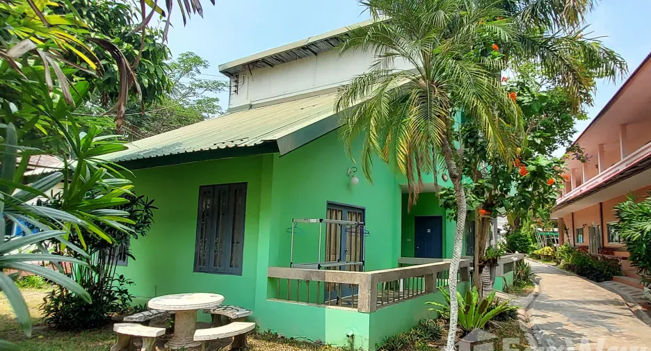 Hotel en venta de 33 habitaciones en Klaeng, Rayong