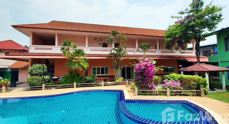 Hotel en venta de 33 habitaciones en Klaeng, Rayong