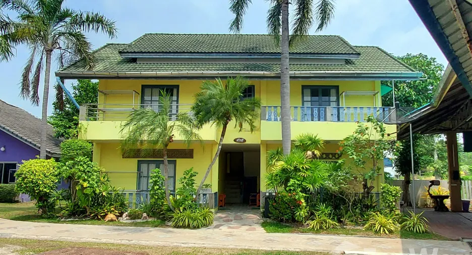 Hotel en venta de 33 habitaciones en Klaeng, Rayong