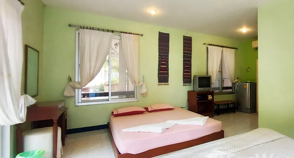 Hotel en venta de 33 habitaciones en Klaeng, Rayong