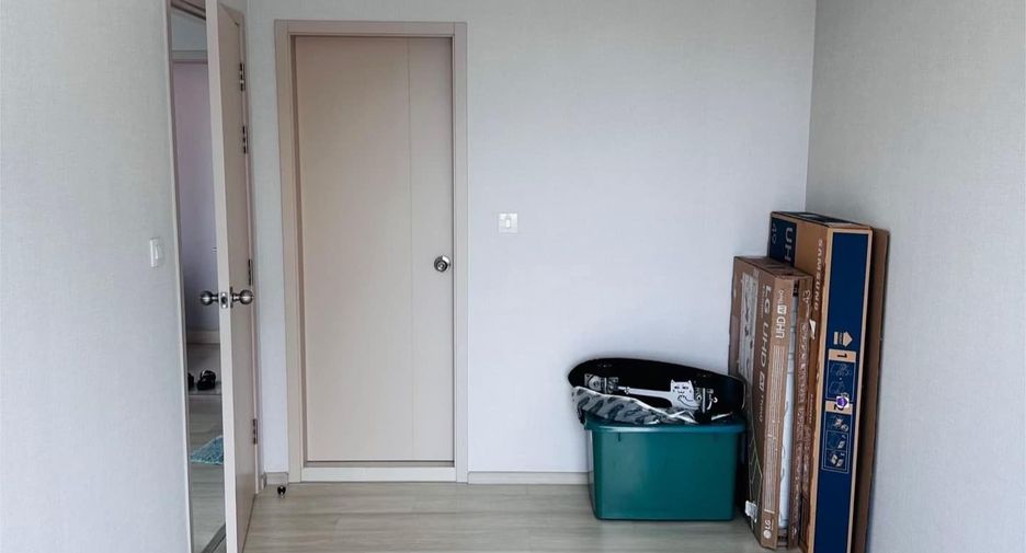 For sale 2 bedrooms condo in Bang Phlat, Bangkok