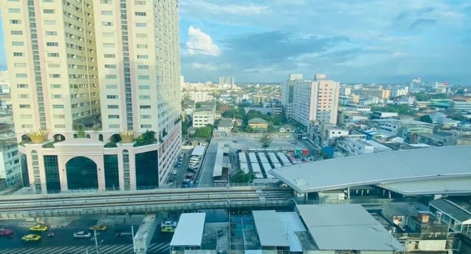 For sale 2 bedrooms condo in Bang Phlat, Bangkok