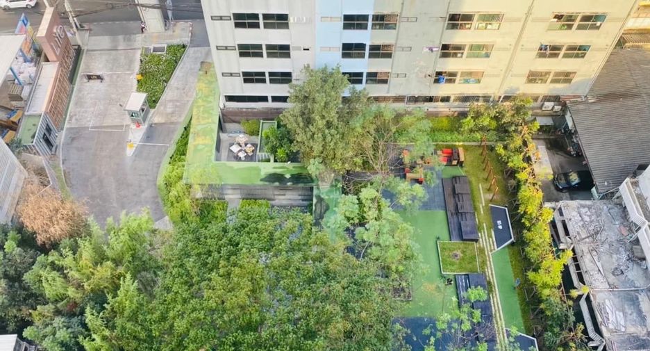 For sale 2 bedrooms condo in Bang Phlat, Bangkok