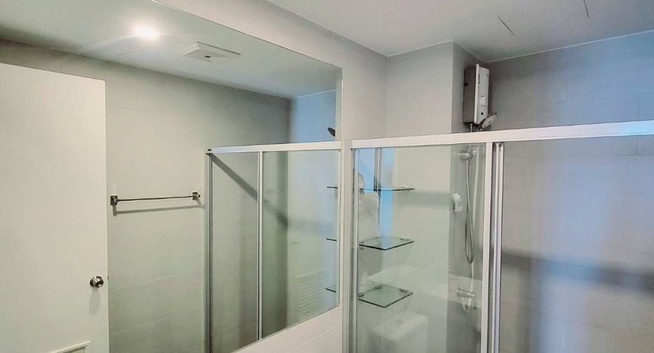For rent studio condo in Si Racha, Chonburi