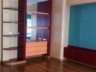 Продажа 4 спальни таунхаус в Щанг Тхонгланг, Бангкок