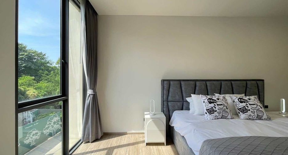 For sale 3 bedrooms townhouse in Wang Thonglang, Bangkok