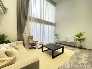 Продажа 3 спальни таунхаус в Щанг Тхонгланг, Бангкок