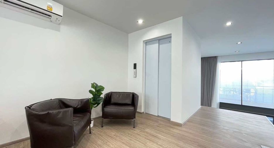 For sale 3 bedrooms townhouse in Wang Thonglang, Bangkok