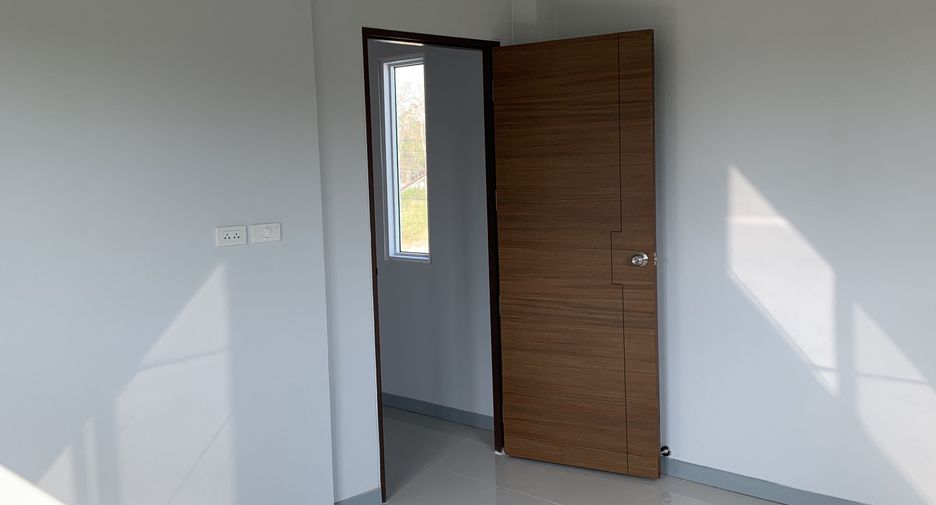 出售 3 卧室 独立屋 在 Mueang Nakhon Sawan, Nakhon Sawan