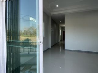 For sale 3 bedrooms house in Mueang Nakhon Sawan, Nakhon Sawan