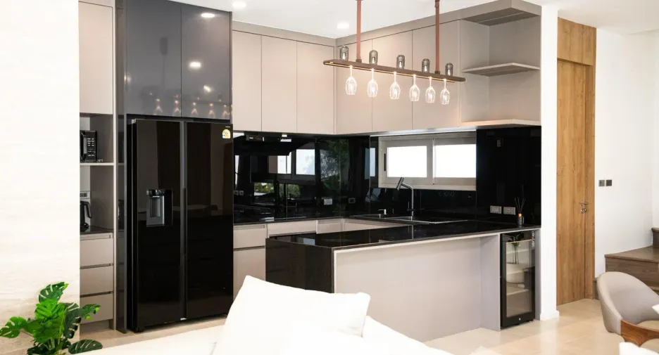 À vendre et à louer 3 chambres villa à Mueang Phuket, Phuket