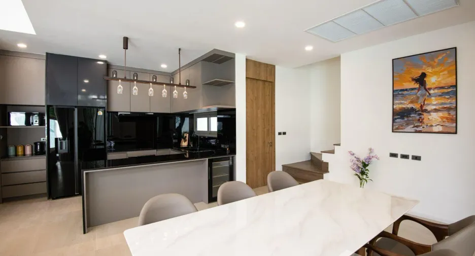À vendre et à louer 3 chambres villa à Mueang Phuket, Phuket