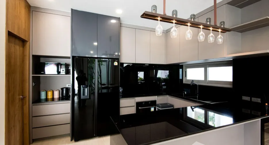 À vendre et à louer 3 chambres villa à Mueang Phuket, Phuket