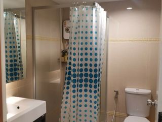 À vendre 1 chambre condo à Bang Rak, Bangkok