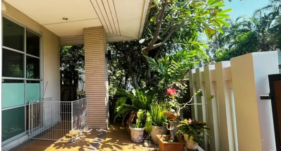 For sale 4 bedrooms house in Pak Kret, Nonthaburi