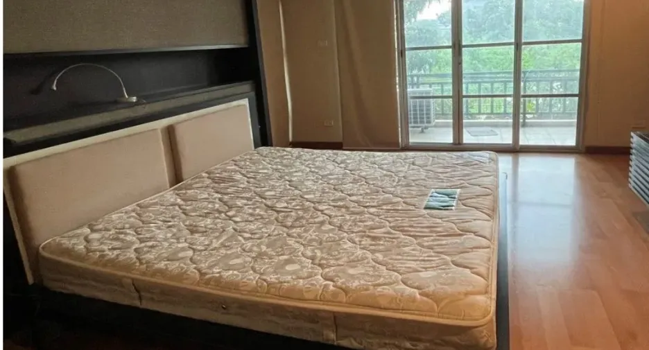 For sale 4 bedrooms house in Pak Kret, Nonthaburi