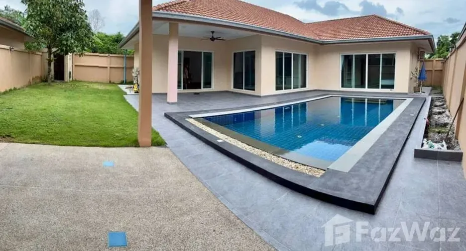 For rent 3 bedrooms villa in Bang Lamung, Chonburi