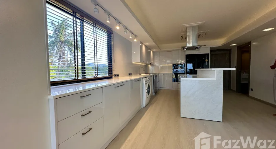 For sale 2 bedrooms condo in Mueang Phuket, Phuket