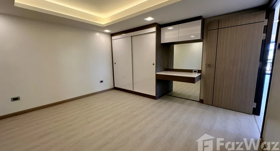 For sale 2 bedrooms condo in Mueang Phuket, Phuket