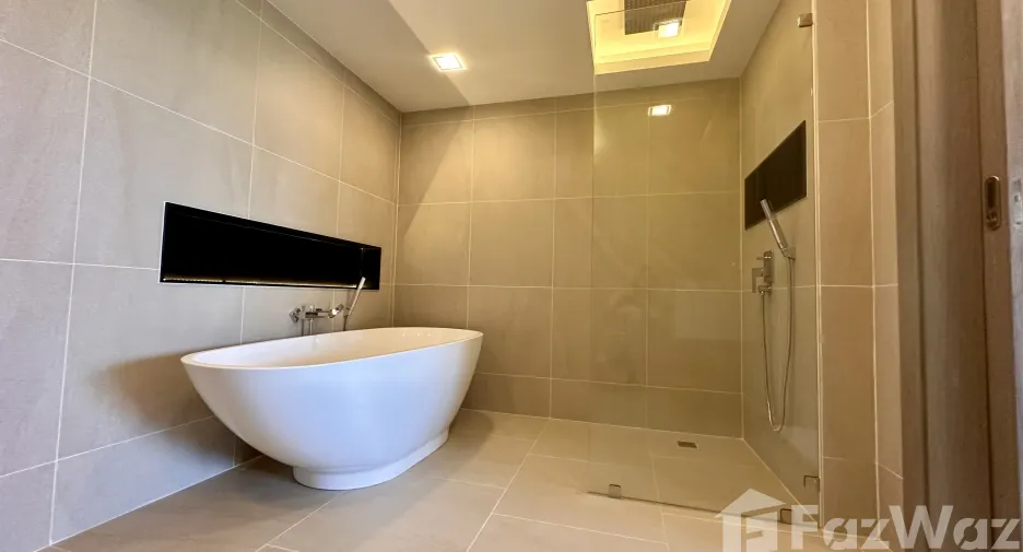 For sale 2 bedrooms condo in Mueang Phuket, Phuket