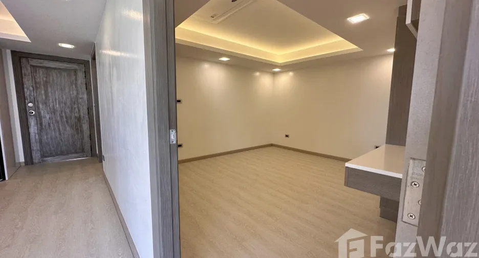 For sale 2 bedrooms condo in Mueang Phuket, Phuket