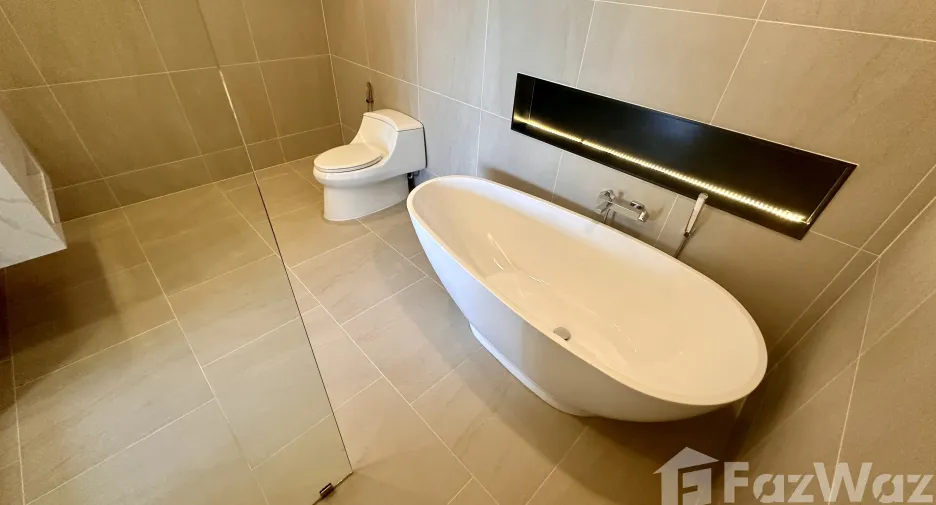 For sale 2 bedrooms condo in Mueang Phuket, Phuket