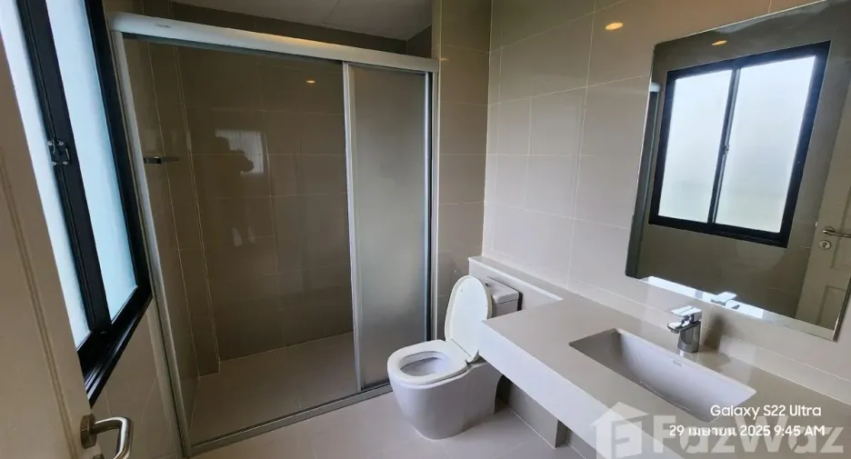 For sale and for rent 5 bedrooms house in Prawet, Bangkok