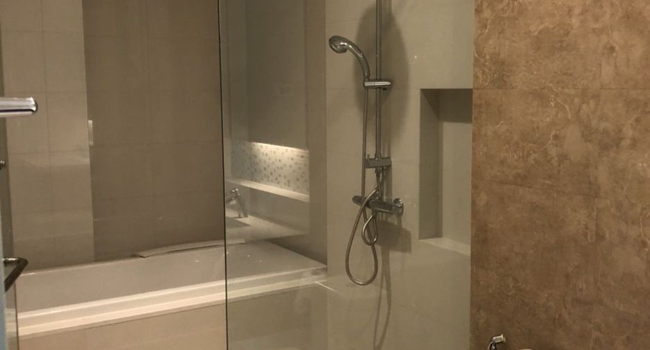 For sale and for rent 2 bedrooms condo in Khlong Toei, Bangkok