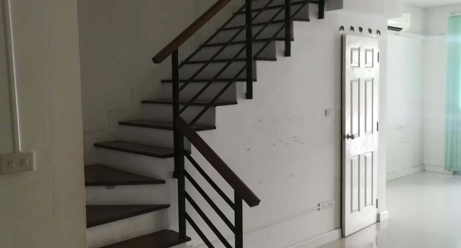 Продажа и аренда 3 спальни торговое помещение в Саи Маи, Бангкок