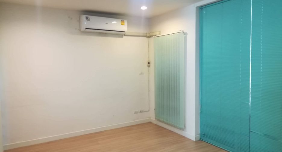 Продажа и аренда 3 спальни торговое помещение в Саи Маи, Бангкок