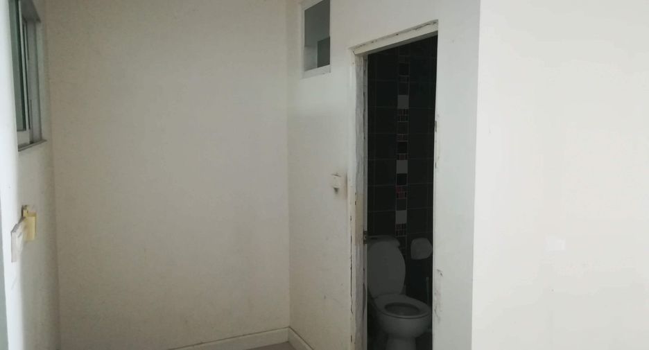 Продажа и аренда 3 спальни торговое помещение в Саи Маи, Бангкок